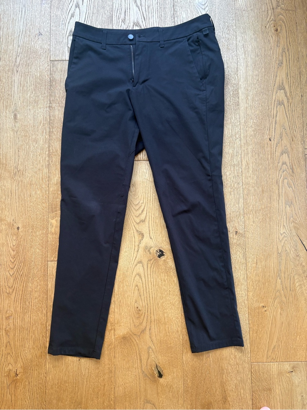 Lululemon black ABC pants. 31x30